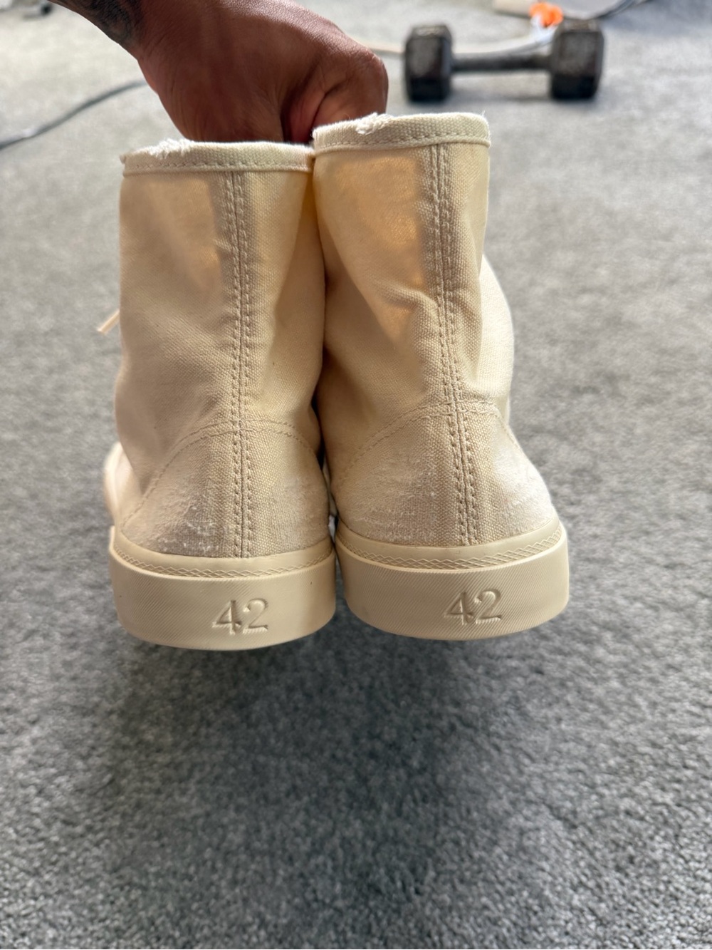 Size 42 - Balenciaga Paris High Top Sneakers cream/White Distressed Canvas - Picture 7 of 9